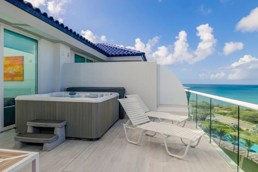 3BPH-BluePH2-2 - Aruba Family Friendly Oceanview PH with Hot Tub