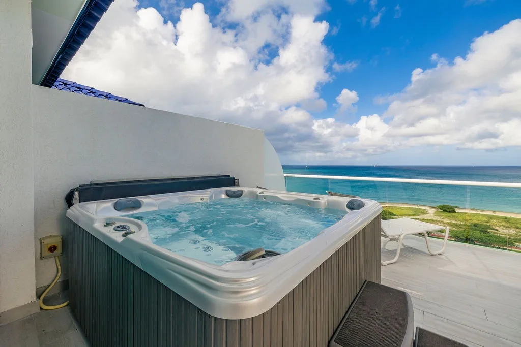 3BPH-BluePH2-2 - Aruba Family Friendly Oceanview PH with Hot Tub