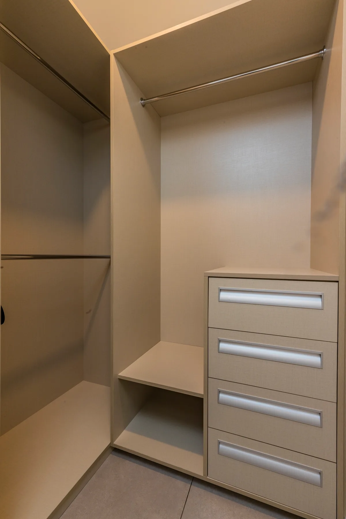 HH-Studio503S - Love Where U Live and Stay, Turquoise view Studio