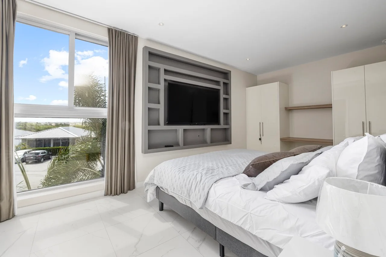 2BS-Azure232 - Luxury Oceanfront Condo at Azure | Eagle Beach