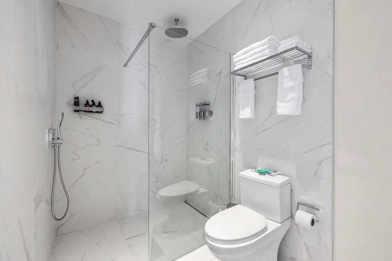 2BS-Azure232 - Luxury Oceanfront Condo at Azure | Eagle Beach