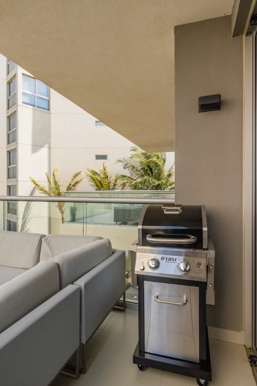 2BS-Azure232 - Luxury Oceanfront Condo at Azure | Eagle Beach