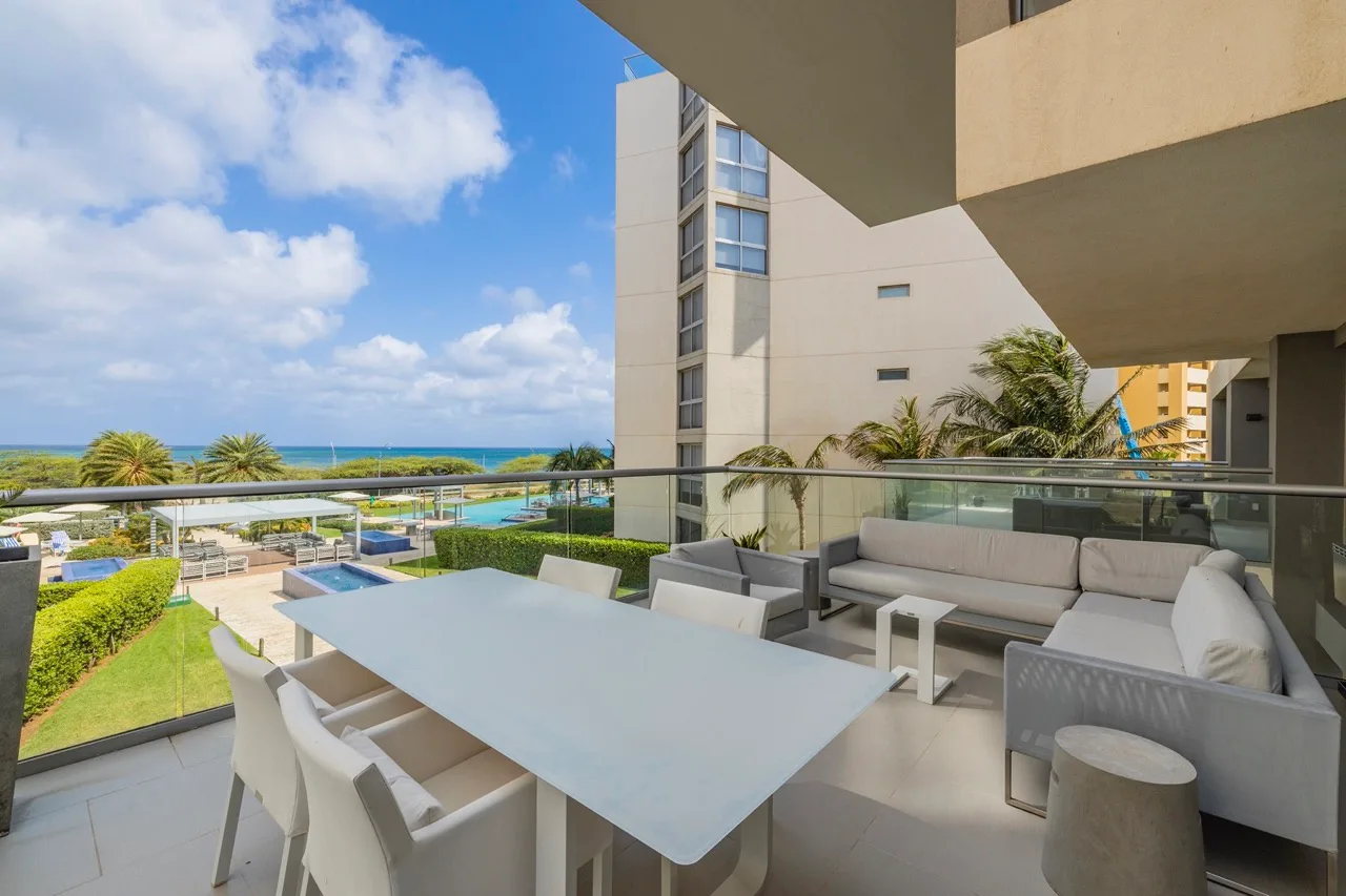 2BS-Azure232 - Luxury Oceanfront Condo at Azure | Eagle Beach