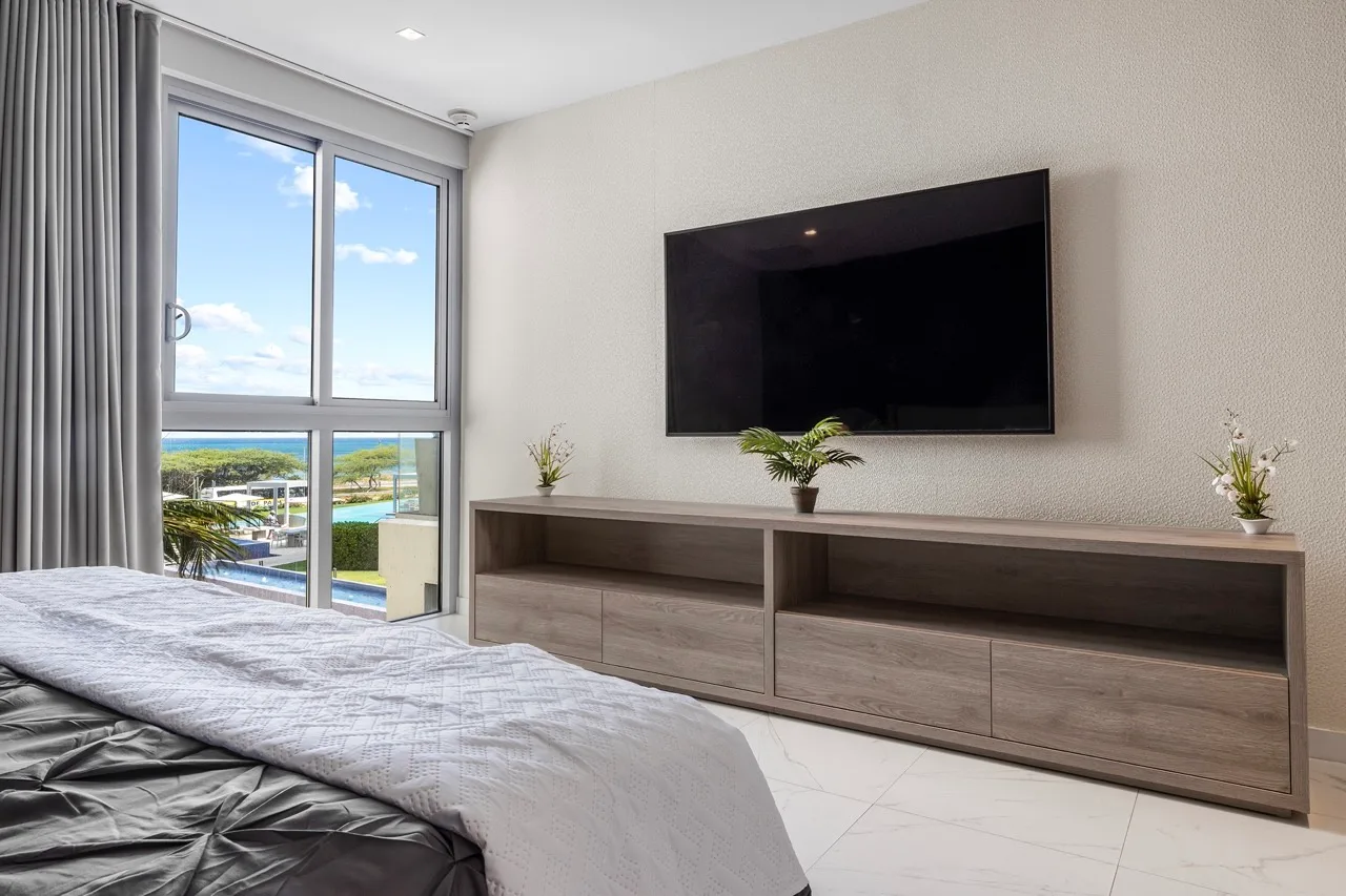 2BS-Azure232 - Luxury Oceanfront Condo at Azure | Eagle Beach