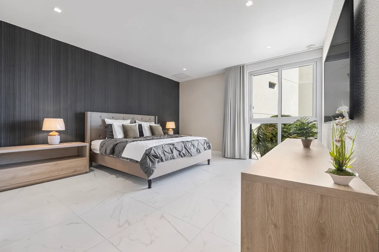2BS-Azure232 - Luxury Oceanfront Condo at Azure | Eagle Beach