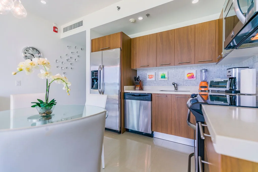 2BS-Blue522 - Bright and Modern Oceanview Getaway 2BDR unit.