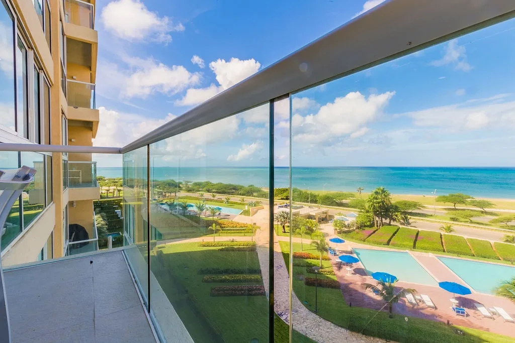 2BS-Blue522 - Bright and Modern Oceanview Getaway 2BDR unit.