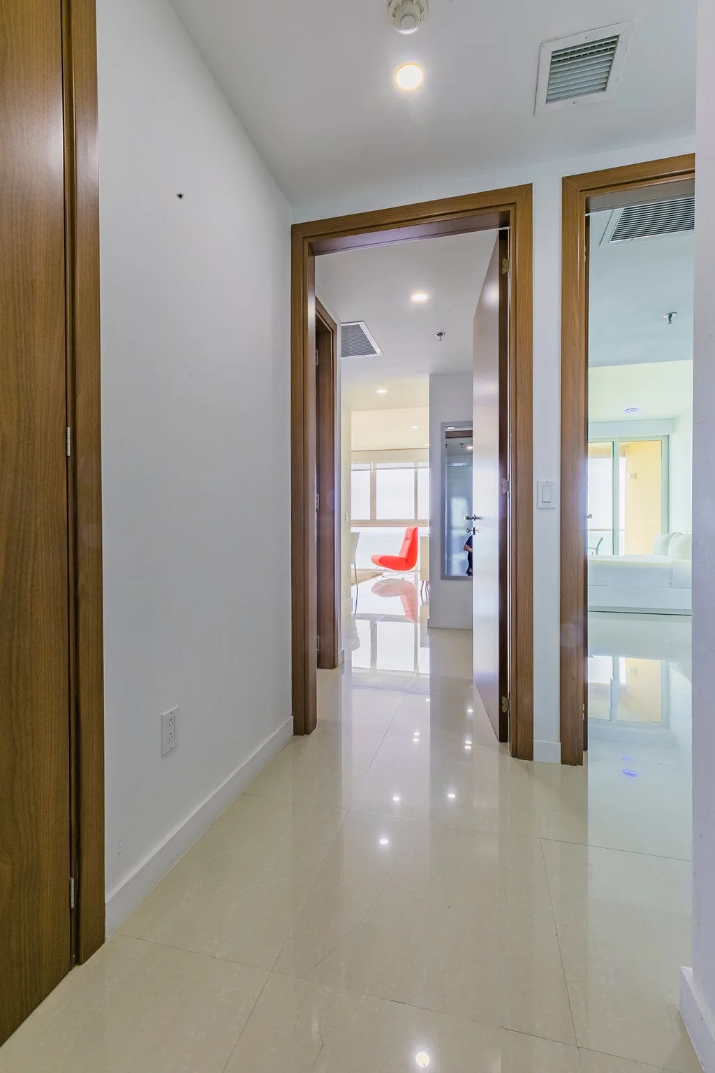 2BS-Blue522 - Bright and Modern Oceanview Getaway 2BDR unit.