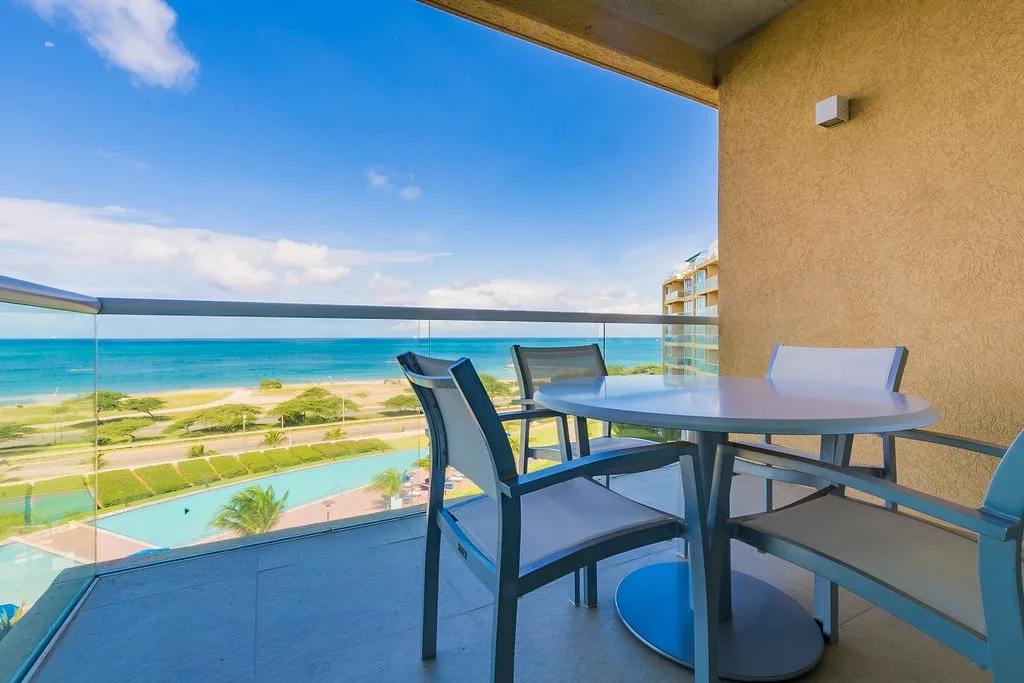 2BS-Blue522 - Bright and Modern Oceanview Getaway 2BDR unit.