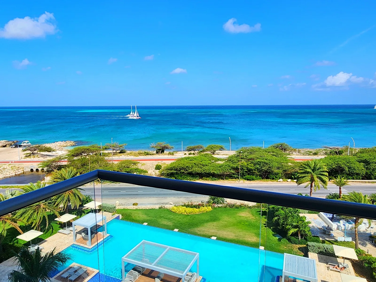 2BS-Azure623 - Author’s Beach Chic Ocean View Condo