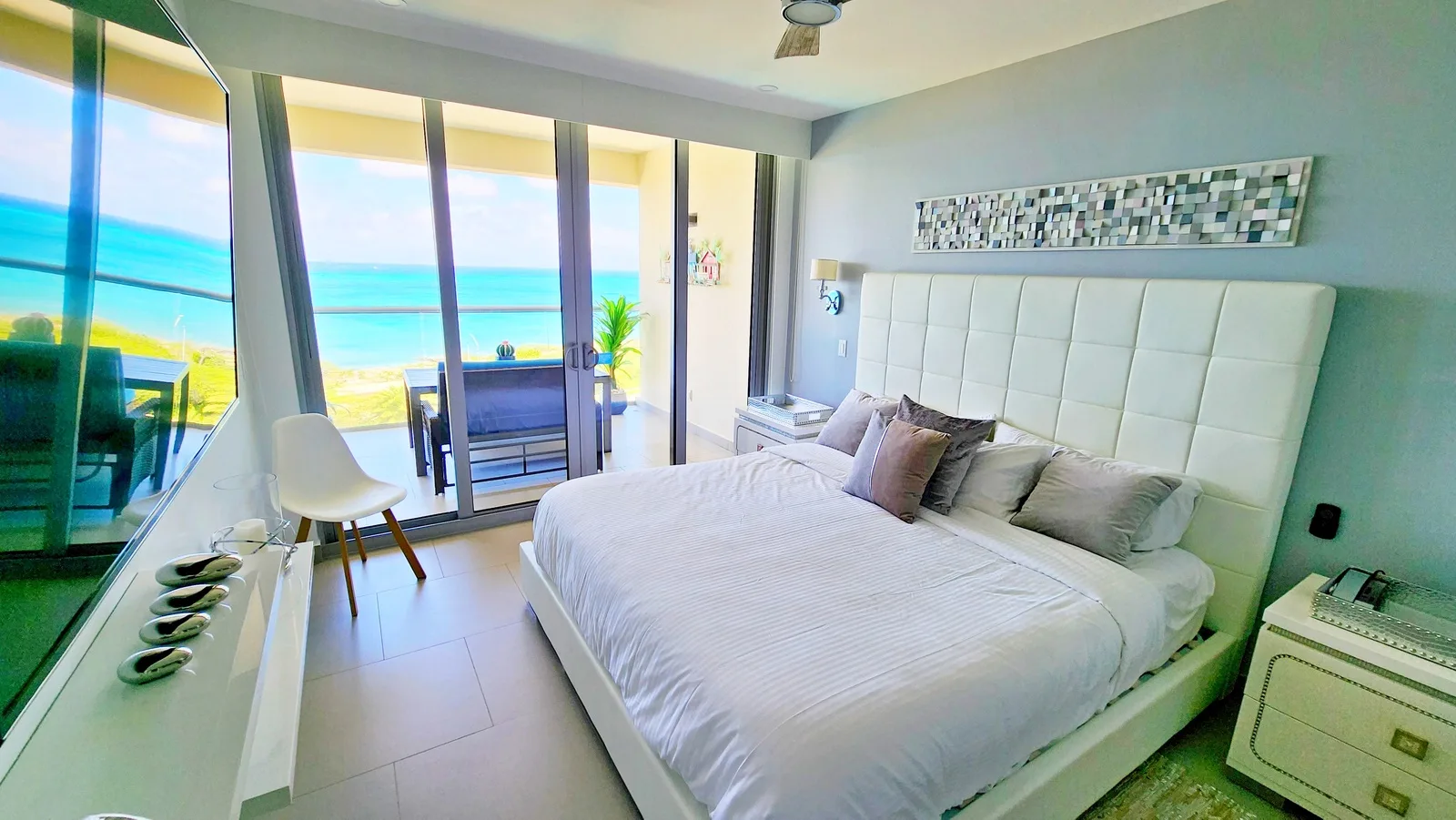 2BS-Azure623 - Author’s Beach Chic Ocean View Condo