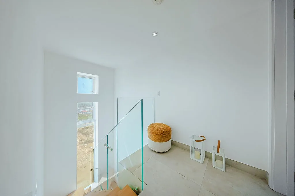 A360.E62- Luxury 3BR Suite with Terrace Near Eagle Beach