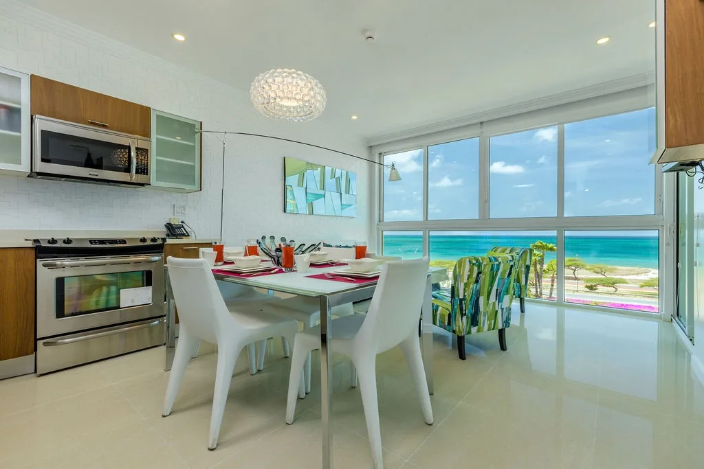 1BS-Blue424 - Convenience and luxury Condo for 4