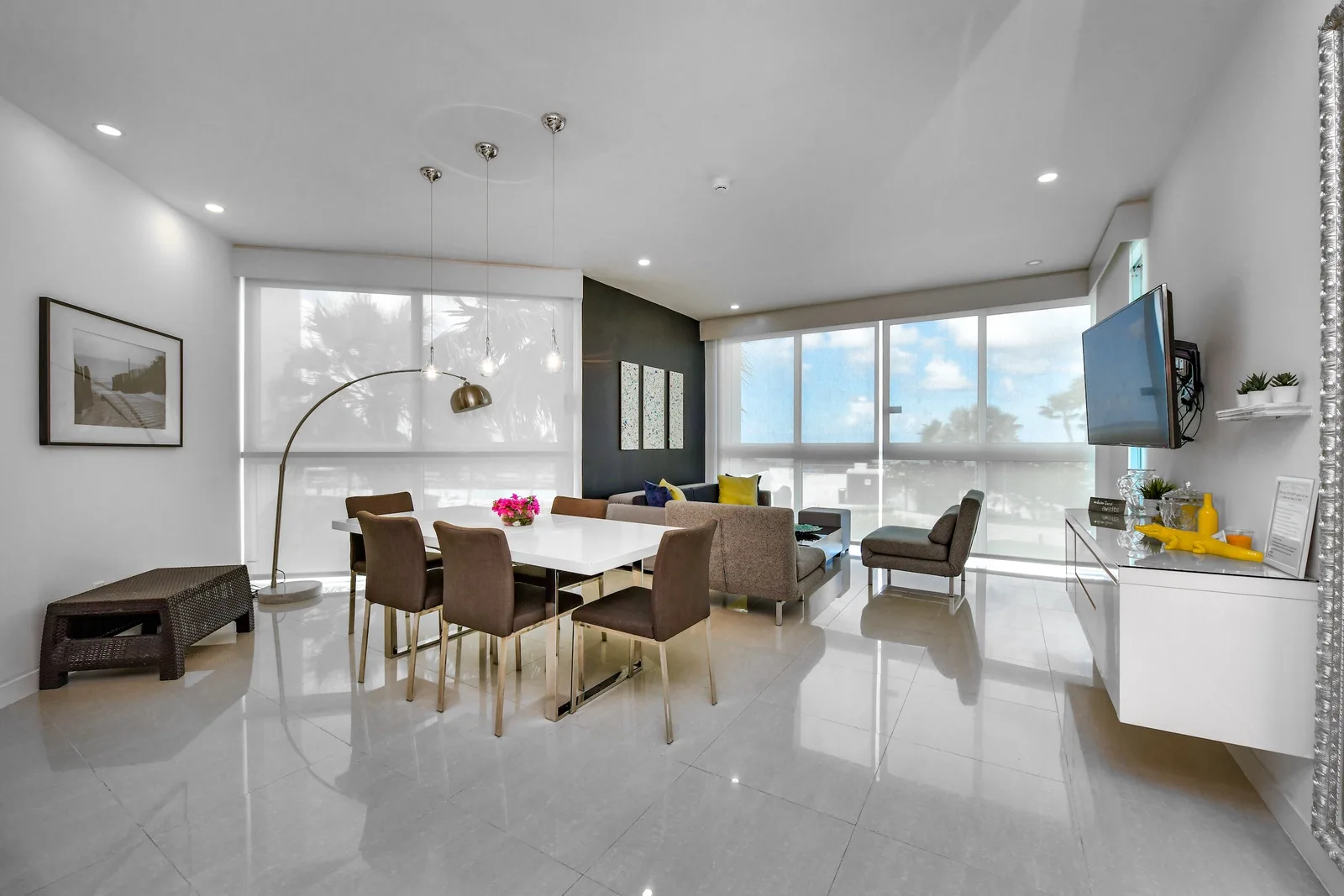 3BS-Blue226 - Luxury 5* 3 bdr Oceanfront condo between both Eagle & Palm Beach!