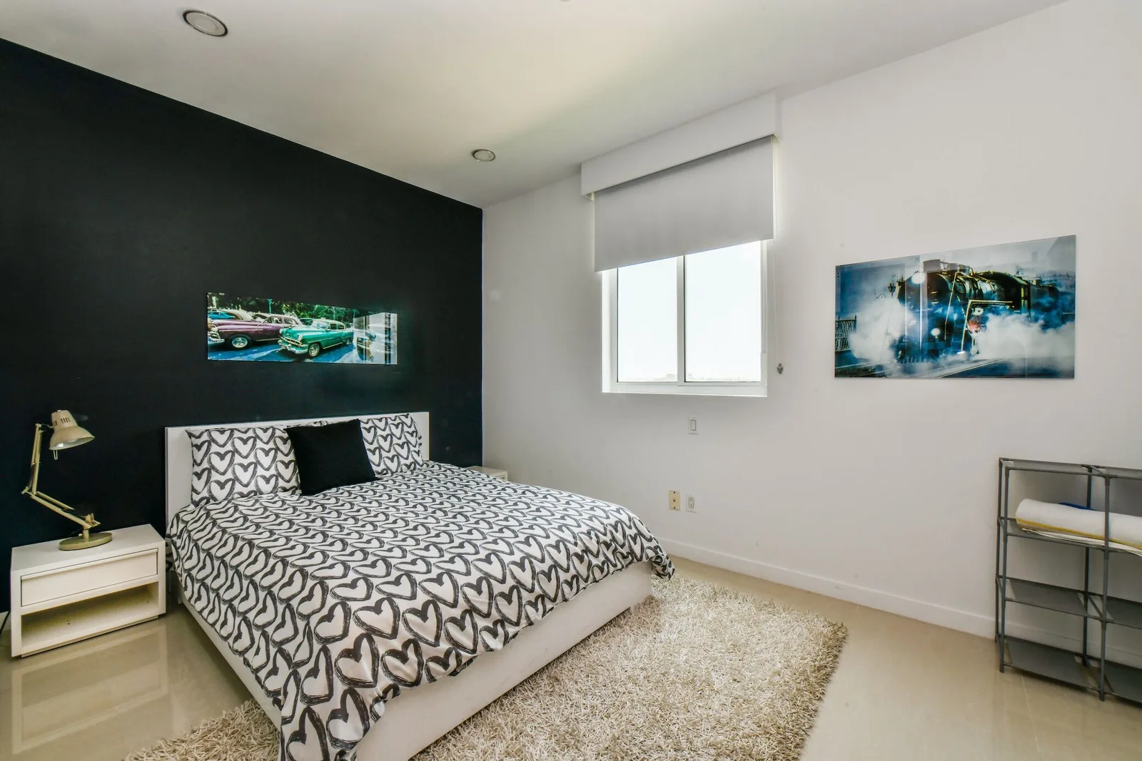 3BS-Blue226 - Luxury 5* 3 bdr Oceanfront condo between both Eagle & Palm Beach!