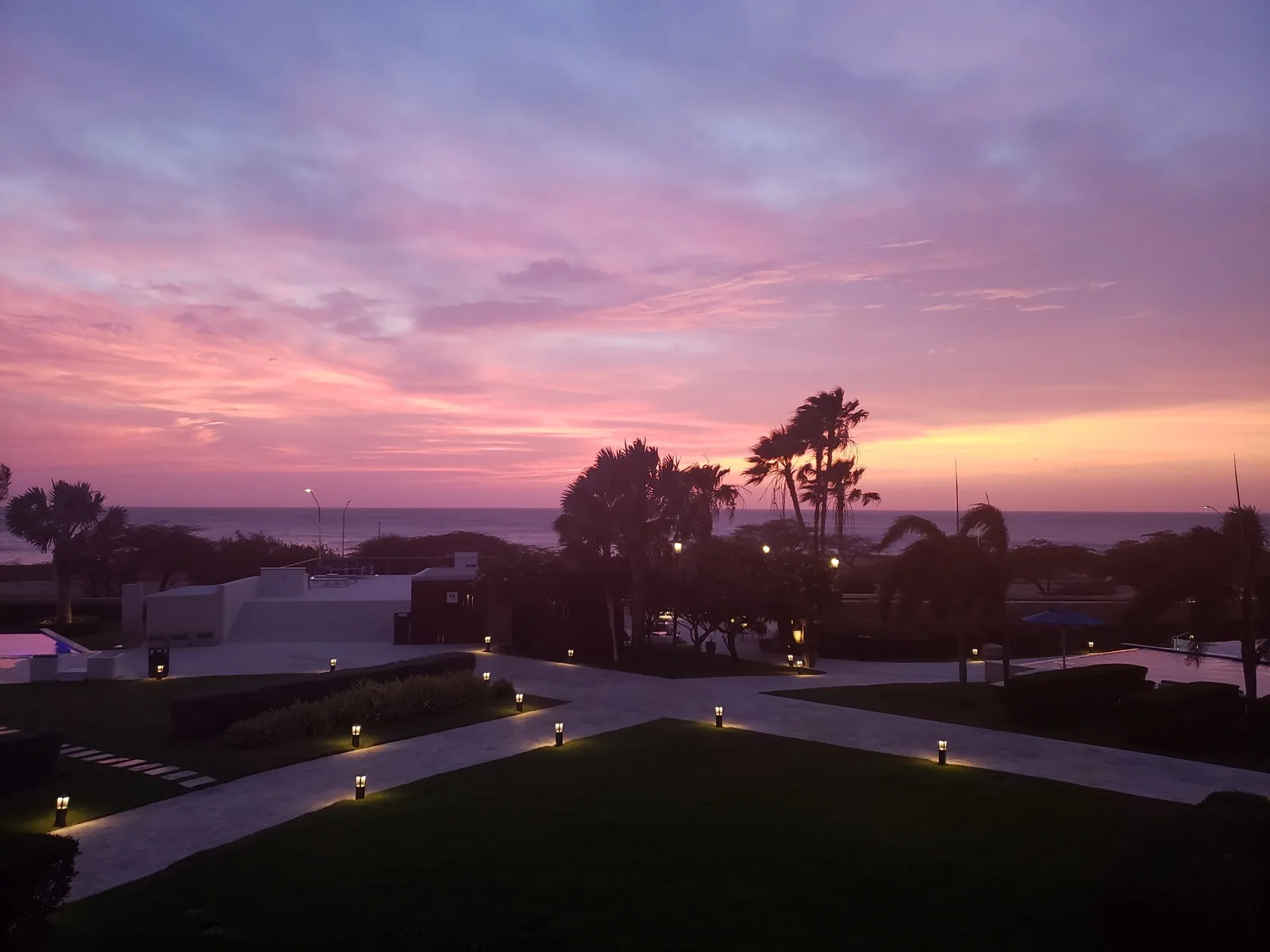 3BS-Blue226 - Luxury 5* 3 bdr Oceanfront condo between both Eagle & Palm Beach!