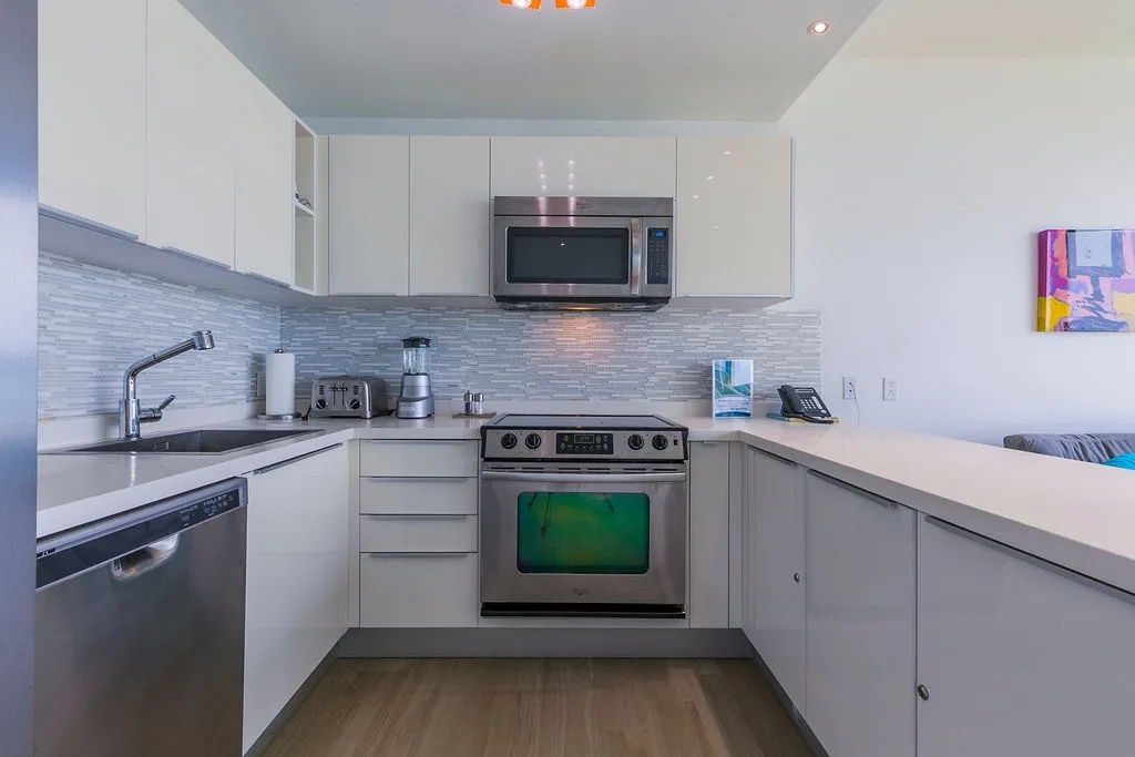 2BS-Blue532 - Luxurious Oceanfront 2-Bedroom Condo in Aruba
