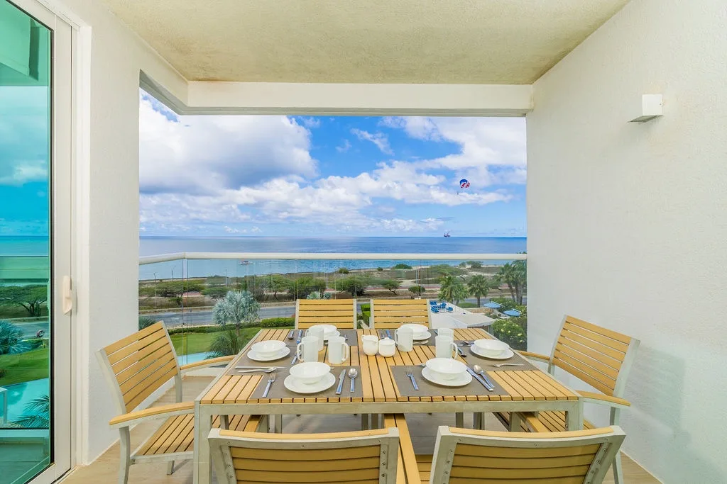 2BS-Blue532 - Luxurious Oceanfront 2-Bedroom Condo in Aruba