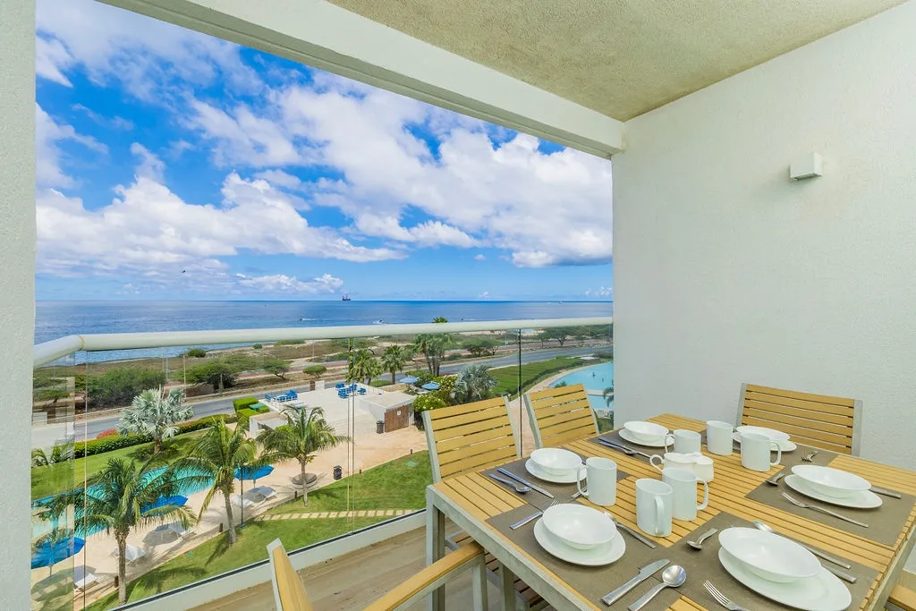 2BS-Blue532 - Luxurious Oceanfront 2-Bedroom Condo in Aruba
