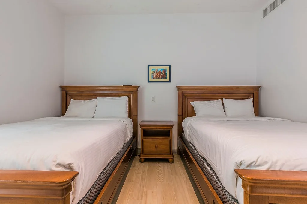 2BS-Blue532 - Luxurious Oceanfront 2-Bedroom Condo in Aruba