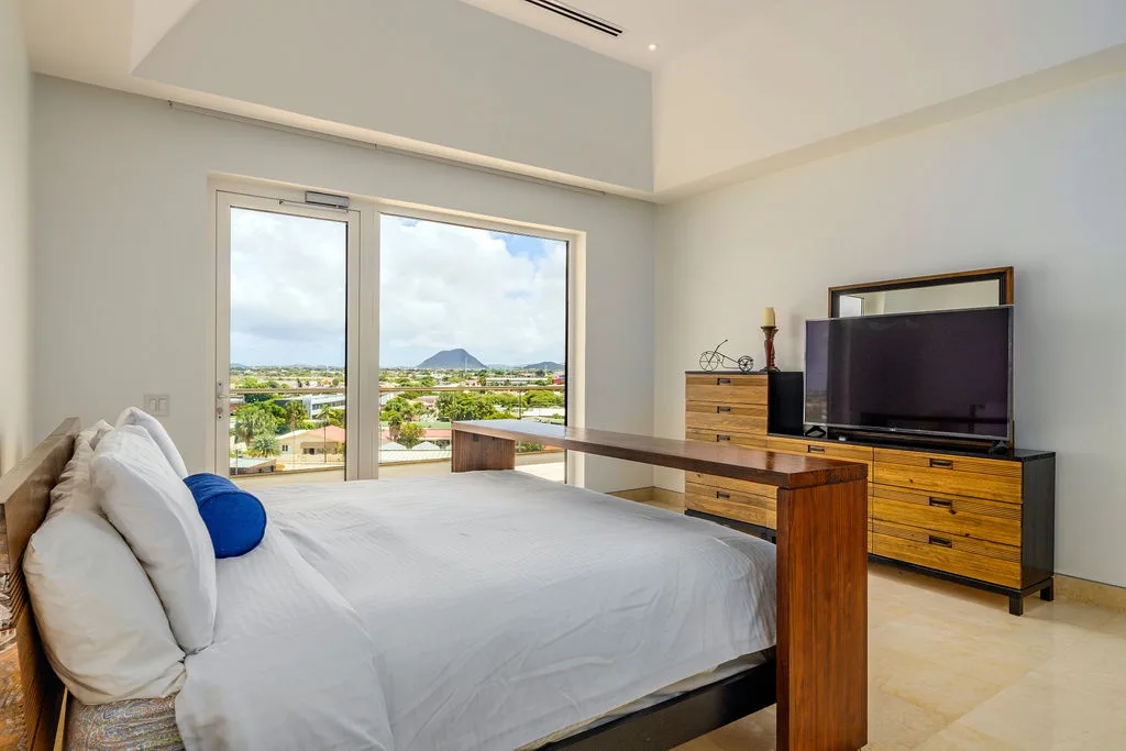 5BPH-Coral15 - Oceanfront Exclusive Penthouse with Stunning Views and Private Pool Home-Theater Included