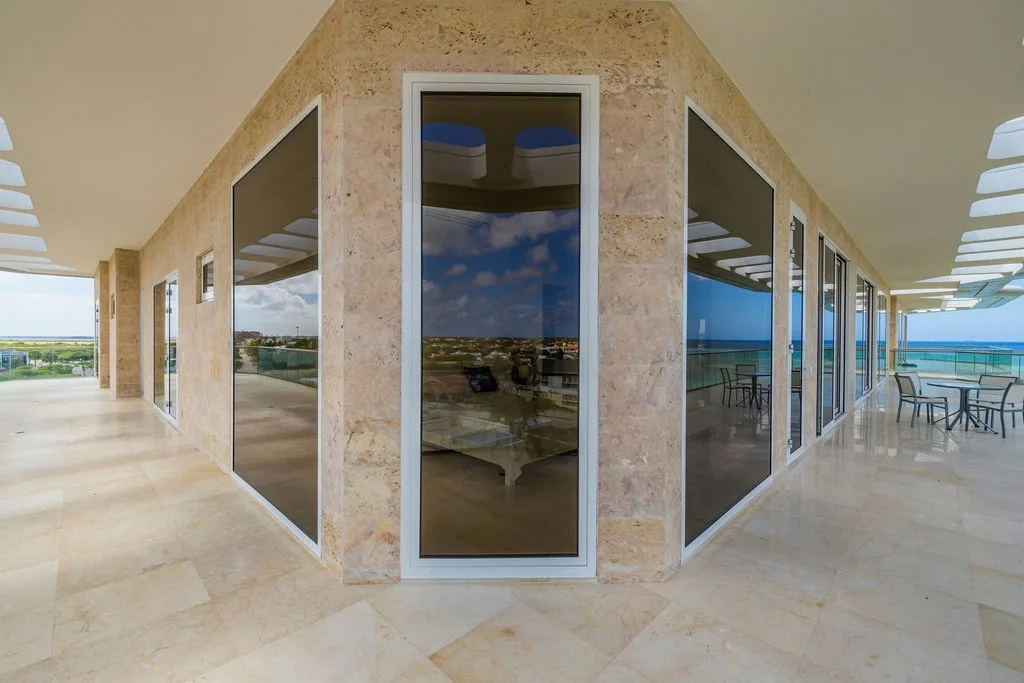 5BPH-Coral15 - Oceanfront Exclusive Penthouse with Stunning Views and Private Pool Home-Theater Included