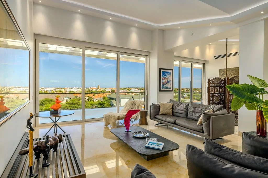 5BPH-Coral15 - Oceanfront Exclusive Penthouse with Stunning Views and Private Pool Home-Theater Included
