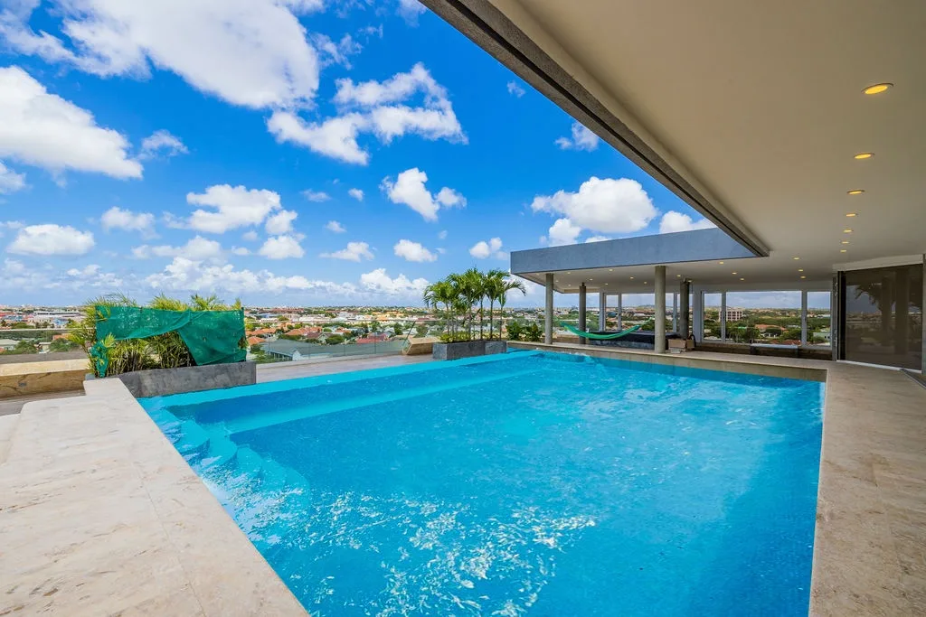 5BPH-Coral15 - Oceanfront Exclusive Penthouse with Stunning Views and Private Pool Home-Theater Included