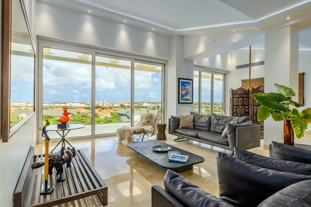 5BPH-Coral15 - Oceanfront Exclusive Penthouse with Stunning Views and Private Pool Home-Theater Included