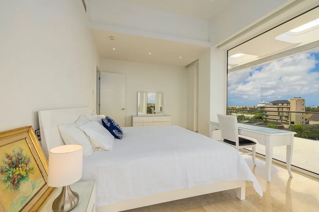 5BPH-Coral15 - Oceanfront Exclusive Penthouse with Stunning Views and Private Pool Home-Theater Included
