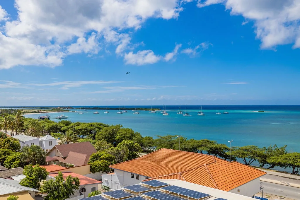 5BPH-Coral15 - Oceanfront Exclusive Penthouse with Stunning Views and Private Pool Home-Theater Included