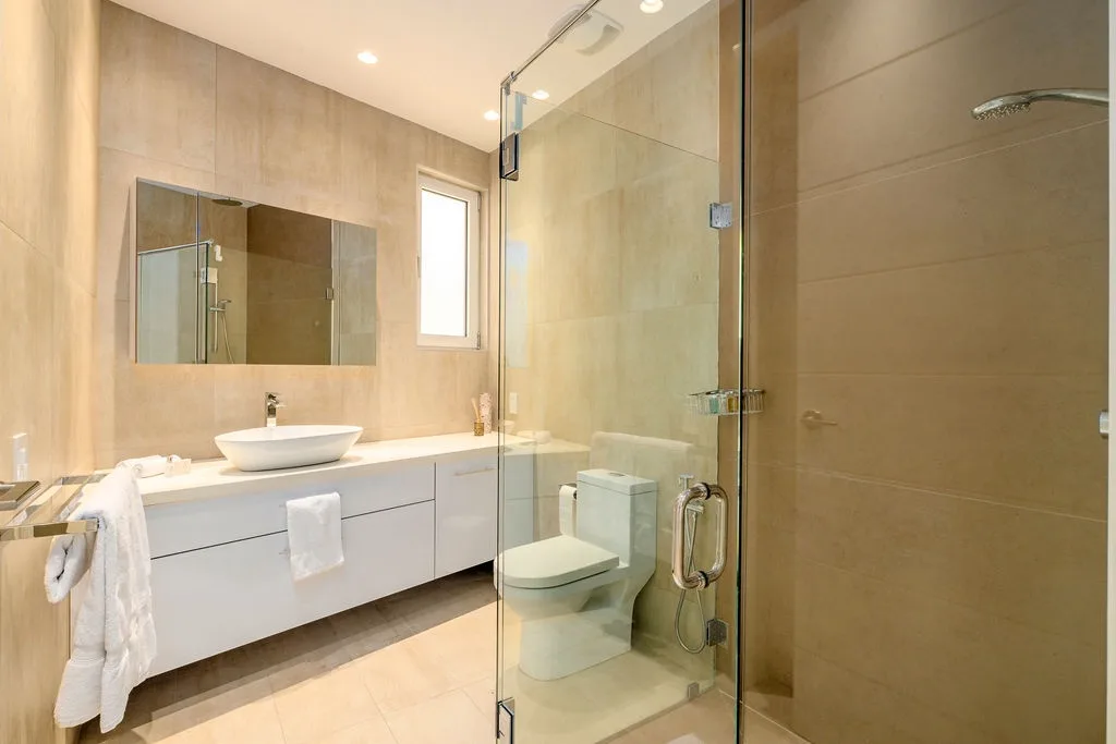 5BPH-Coral15 - Oceanfront Exclusive Penthouse with Stunning Views and Private Pool Home-Theater Included