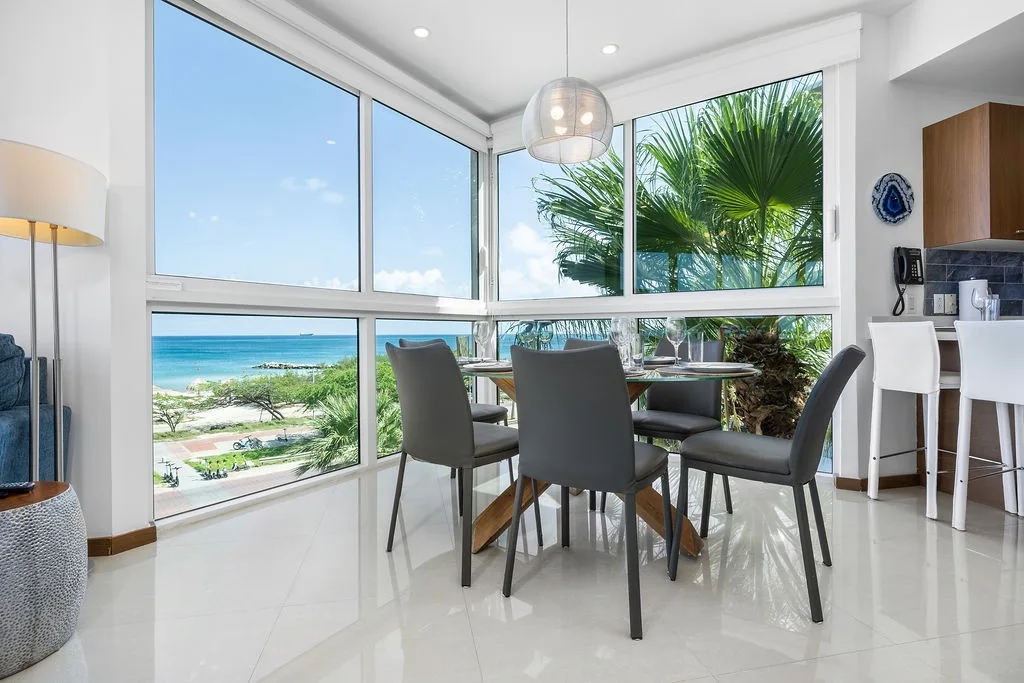 3BS-Blue311 - Let the Sea Set You Free with This 3BDR Corner Unit