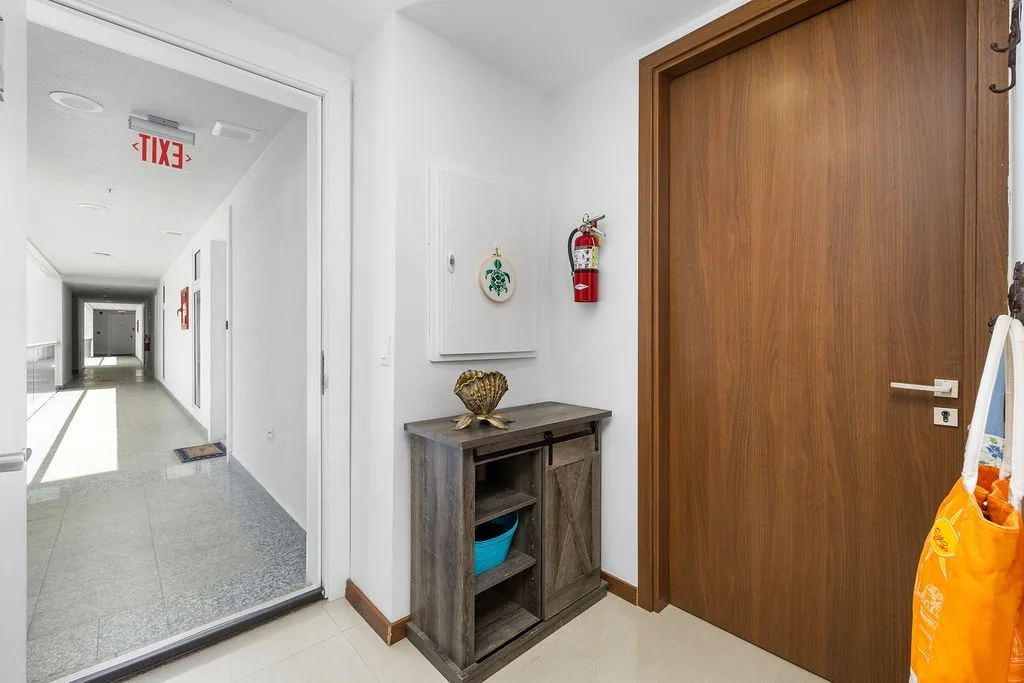 3BS-Blue311 - Let the Sea Set You Free with This 3BDR Corner Unit