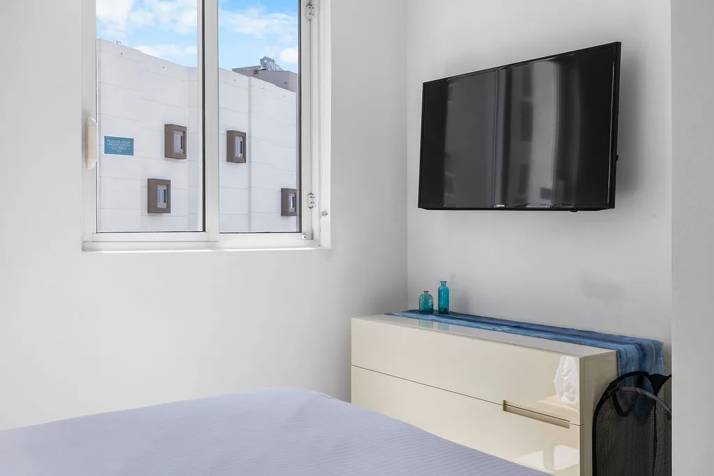 3BS-Blue311 - Let the Sea Set You Free with This 3BDR Corner Unit