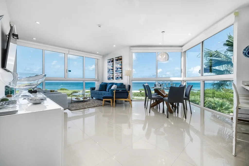 3BS-Blue311 - Let the Sea Set You Free with This 3BDR Corner Unit