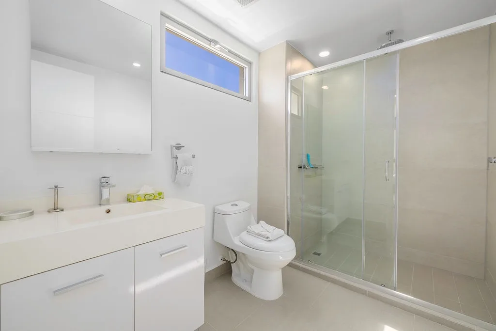 3BS-Azure628 - Exclusive Oceanfront Corner 3 bedroom 3 Bath Condominium