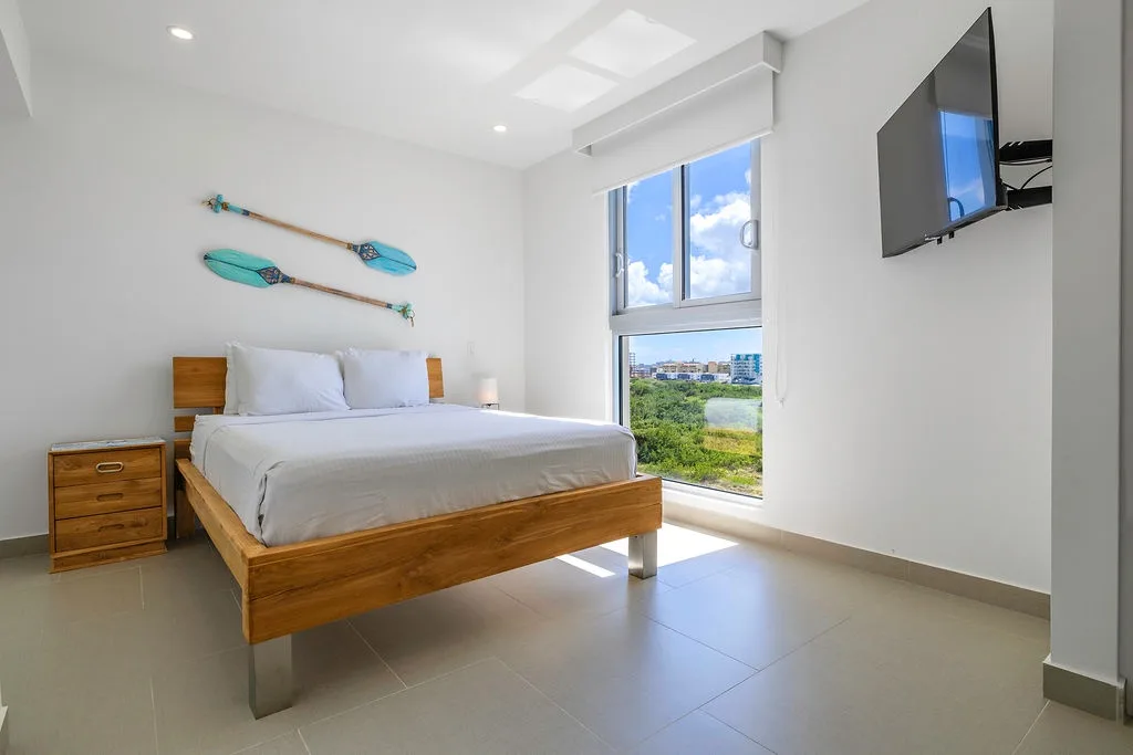 3BS-Azure628 - Exclusive Oceanfront Corner 3 bedroom 3 Bath Condominium