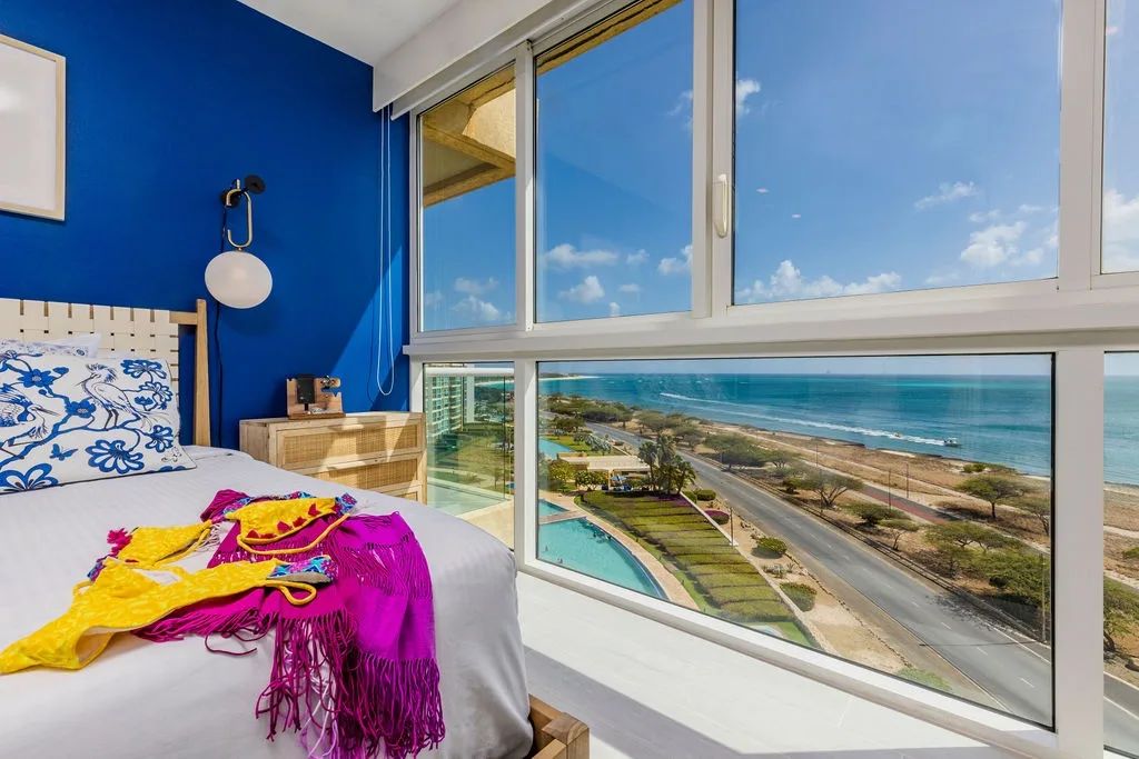 4BPH-BluePh1-1- A place for everyone, designer's corner—Penthouse with BBQ