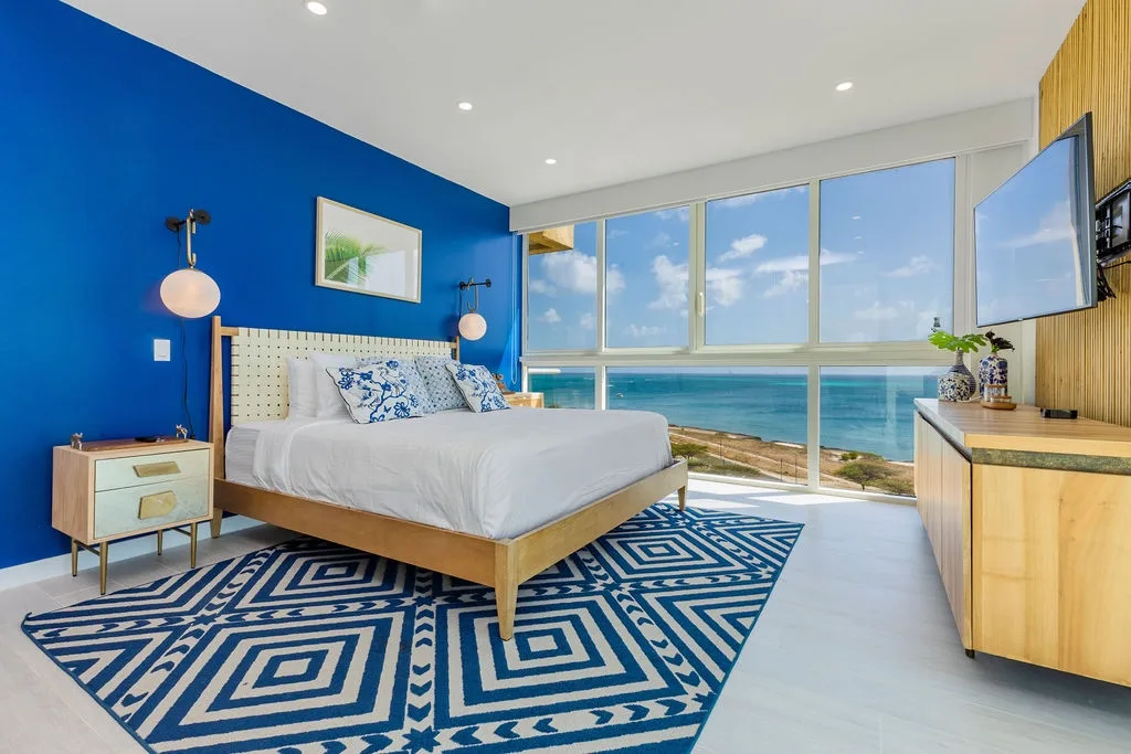 4BPH-BluePh1-1- A place for everyone, designer's corner—Penthouse with BBQ