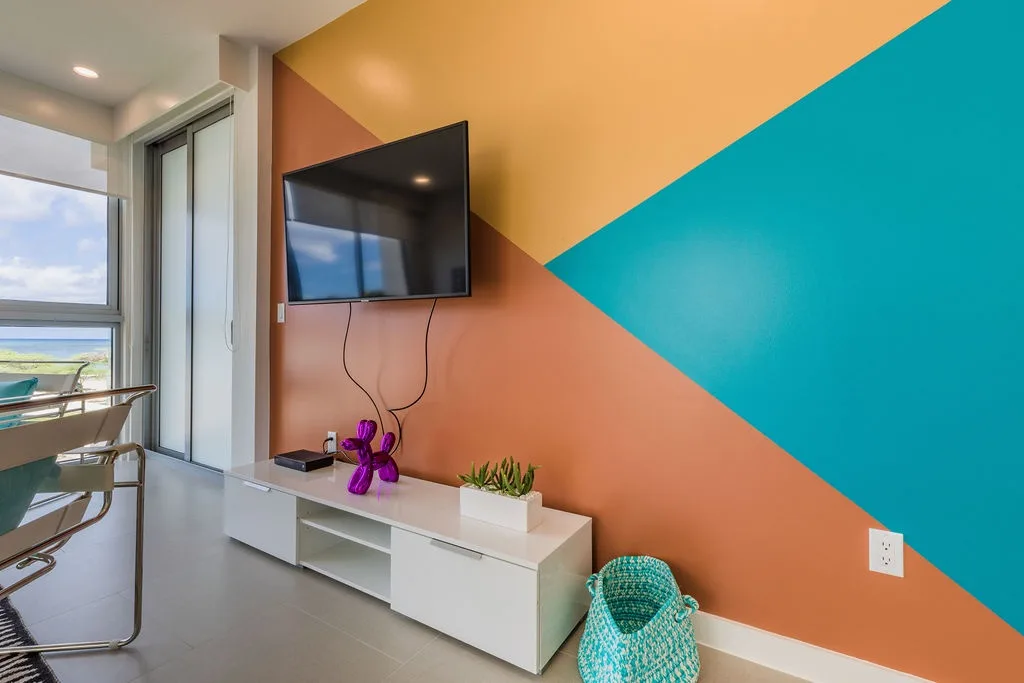 3BS-Azure216 - Vibrant 3BR Mid-Century Modern Condo w/ Ocean Views