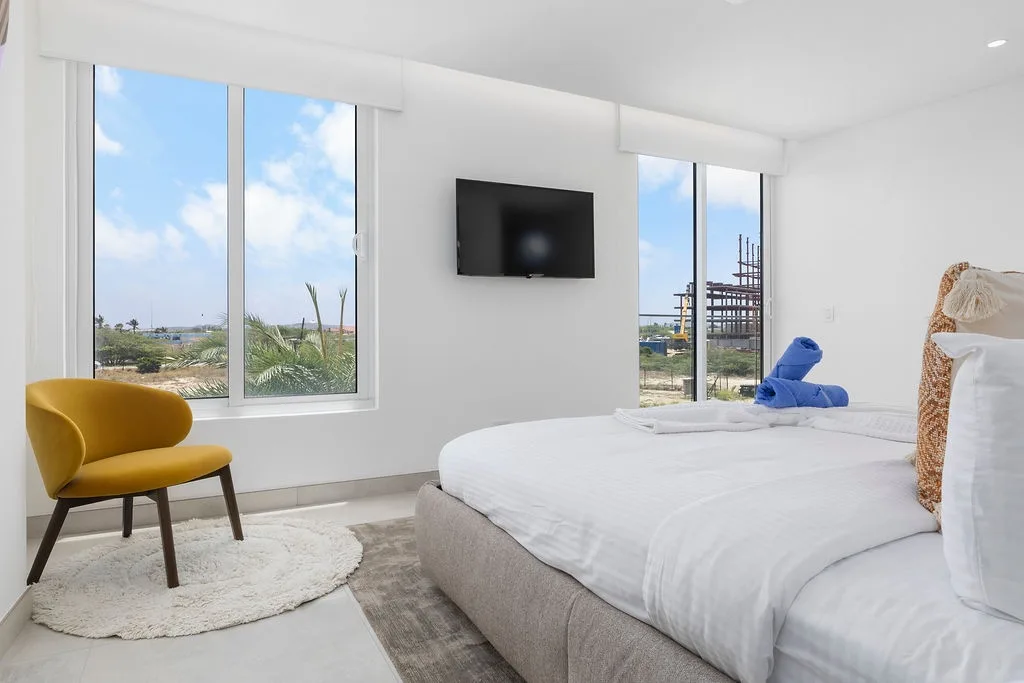 A360.E11 - Stylish 3BR Condo at Eagle Beach
