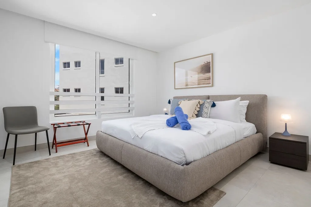 A360.E11 - Stylish 3BR Condo at Eagle Beach