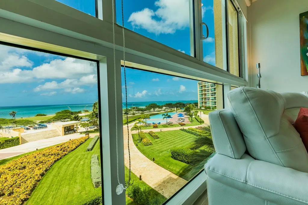 3BS-Blue331 - White Modern Getaway - Oceanfront Condo Blue-331