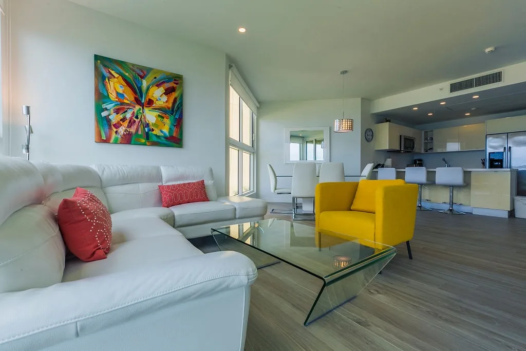 3BS-Blue331 - White Modern Getaway - Oceanfront Condo Blue-331
