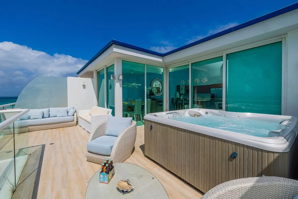 3BPH-BluePH1-4 - Blue Chill Ocean View Penthouse 3Bdrms.