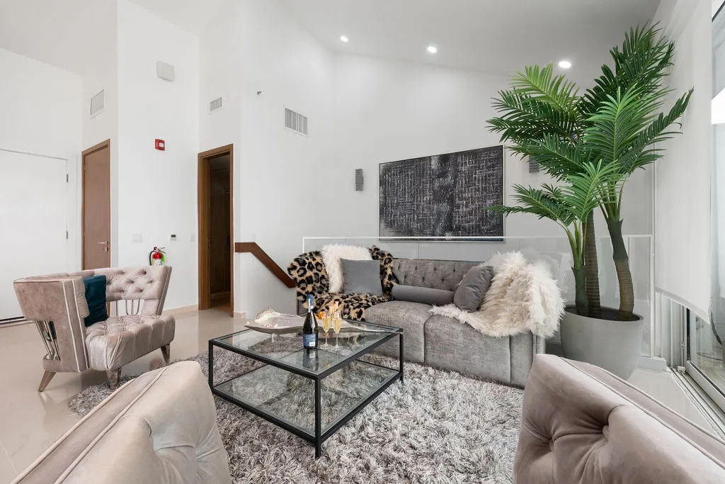 3BPH-BluePH1-4 - Blue Chill Ocean View Penthouse 3Bdrms.