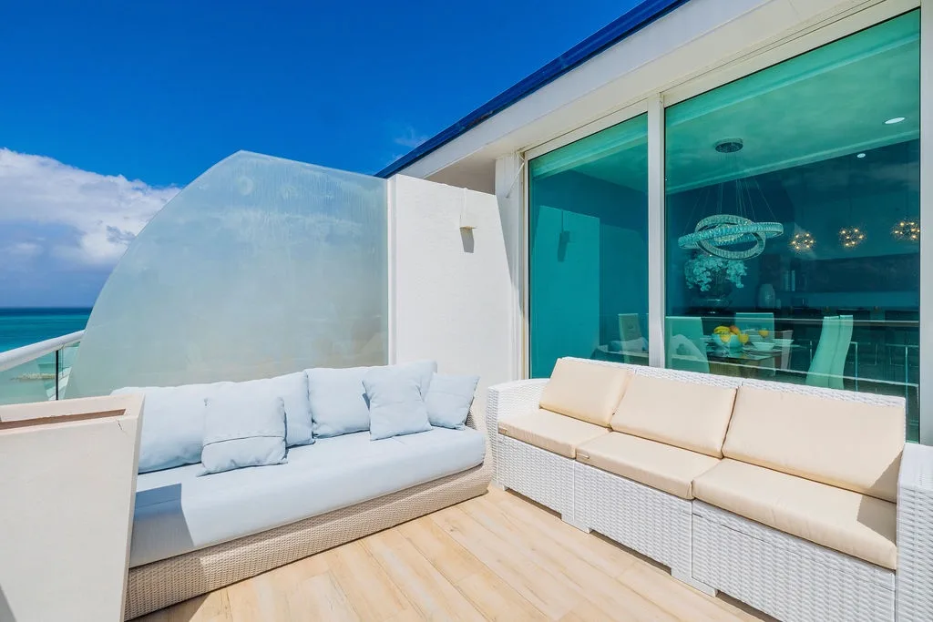 3BPH-BluePH1-4 - Blue Chill Ocean View Penthouse 3Bdrms.