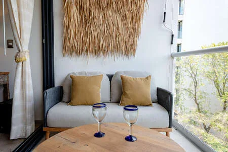 Menesse on the Beach 304