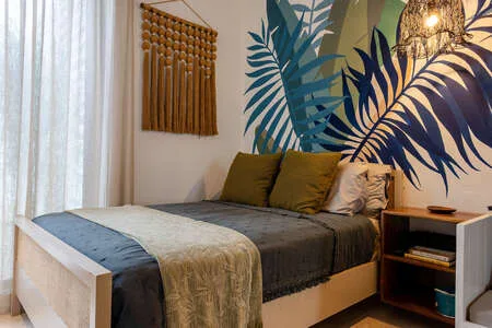 Menesse on the Beach 304